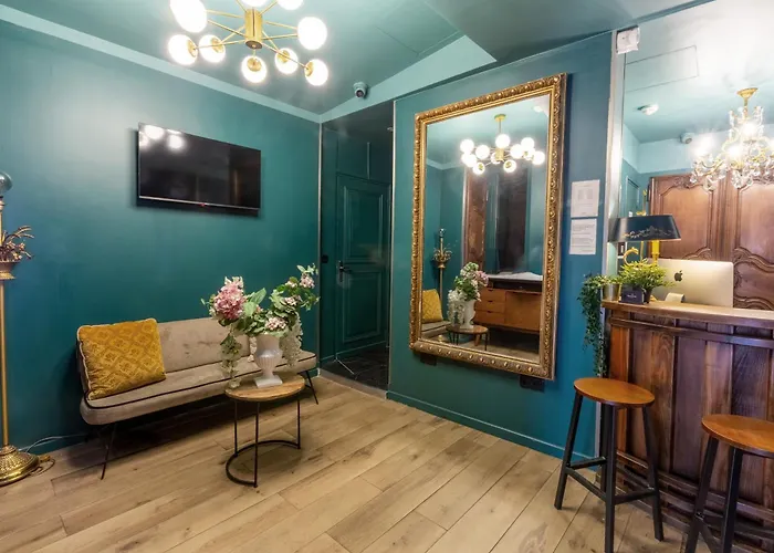 Maat EtoileHotel Parigi